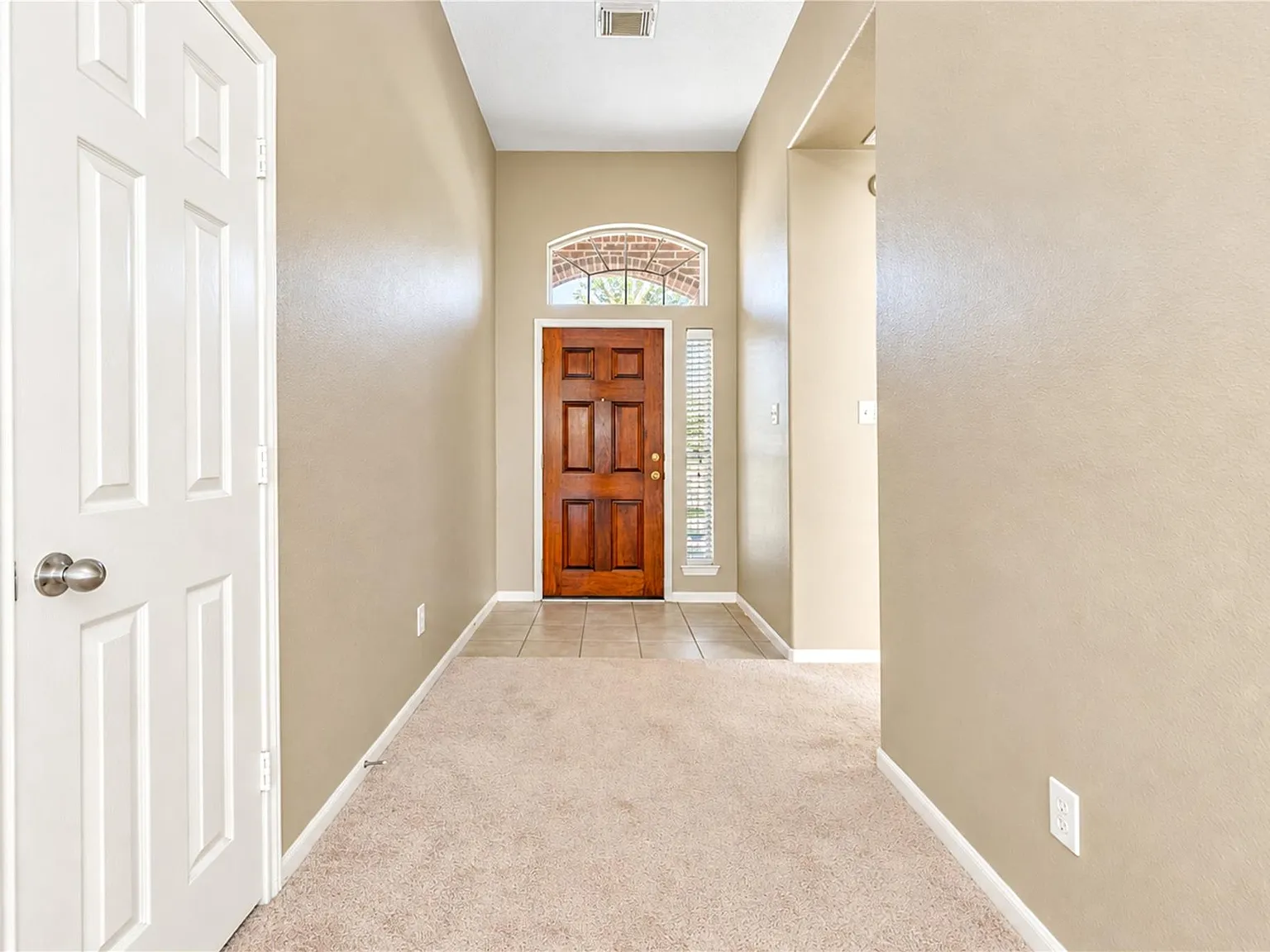 3 bed, 2.0 bath, 1634 sqft, $2,250 — Photo 3