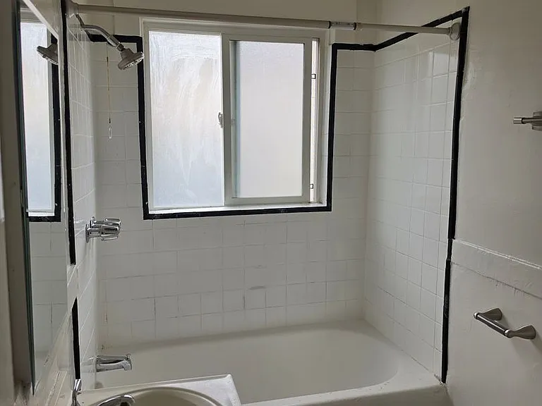 2110 S Bonsallo Ave — Photo 9