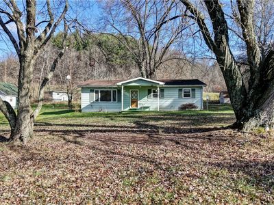 7481 State Route 800 SE, Uhrichsville, OH, 44683