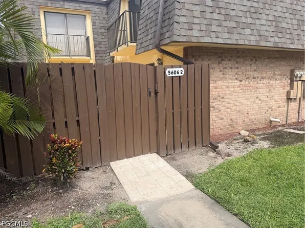 5606 Malt Dr APT 2, Fort Myers, FL 33907