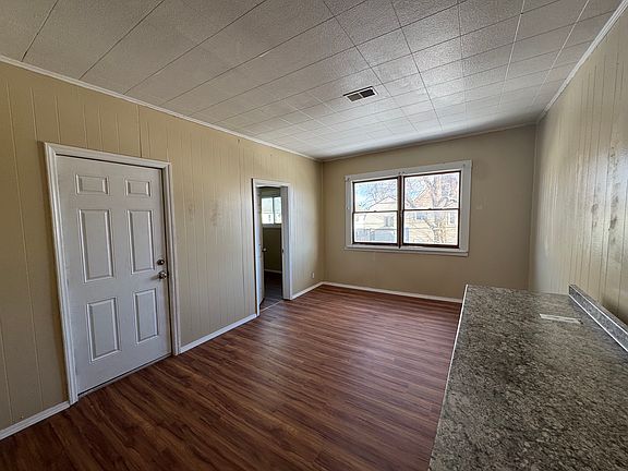 2nd image of 540 Willett St #2