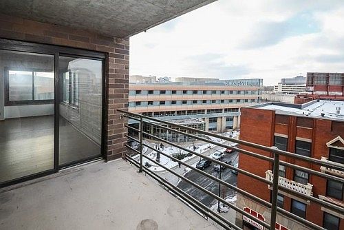 1st image of 26 10th St W Unit 802