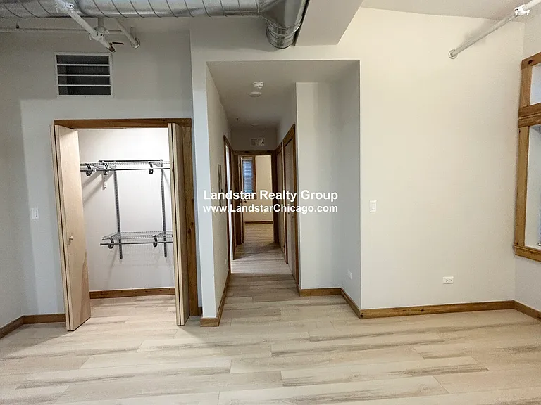4611 S Ellis Ave #101 — Photo 4