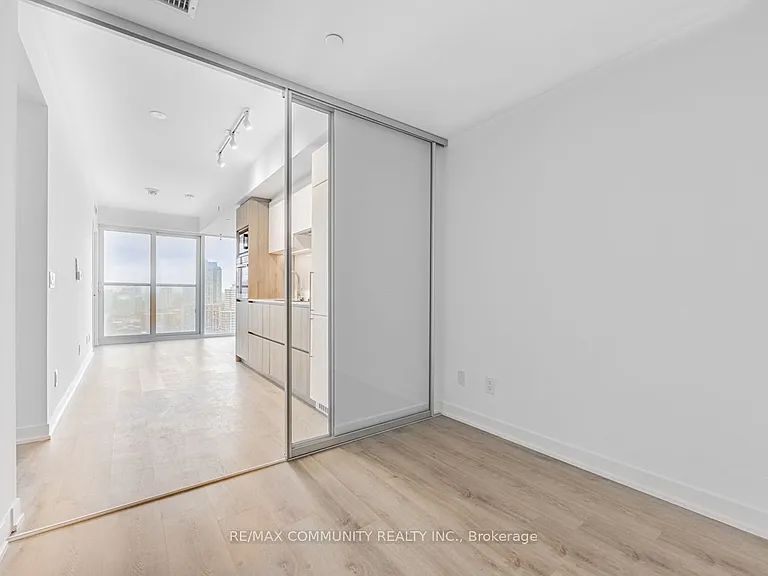 319 Jarvis St N #3308 — Photo 5