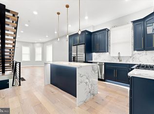 1235 S 26th St #1, Philadelphia, PA 19146