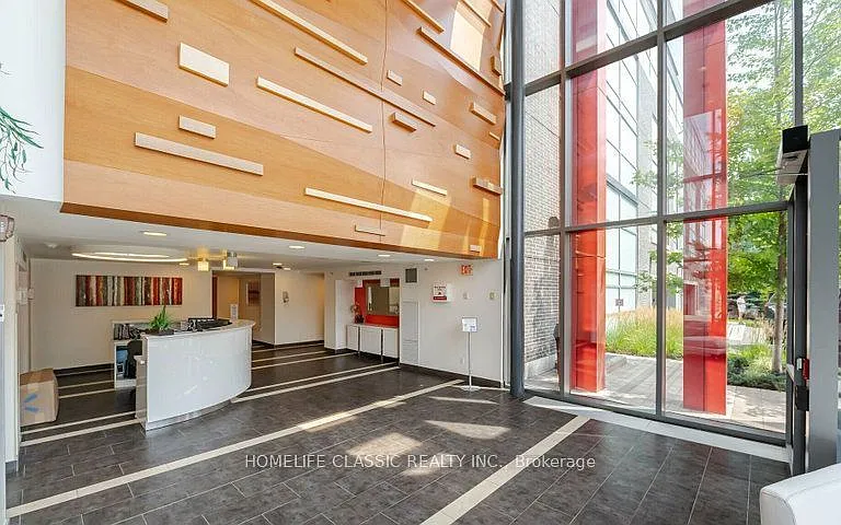 15 James Finlay Way #611 — Photo 2