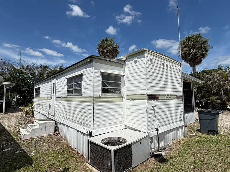 14725 NW 1st Pkwy #11 — Photo 9