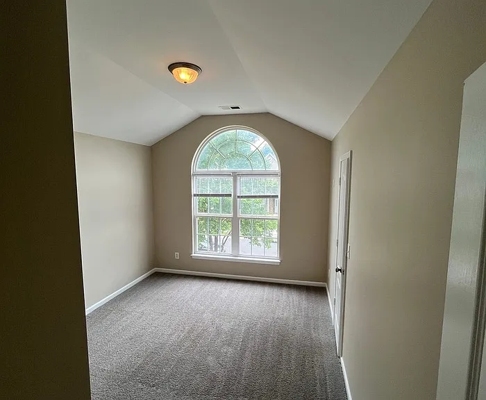 15315 Edgewater Forest Ln — Photo 22