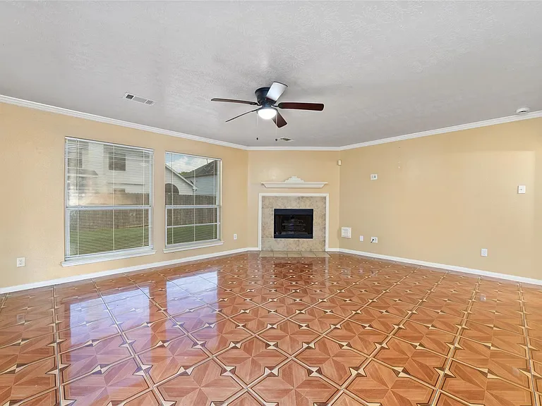 8207 Aliso Canyon Ln — Photo 6