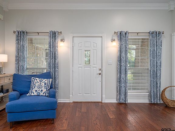 4th image of 15505 Wagon Wheel Cir