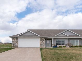 1457 Ridgeview Ave, West Liberty, IA 52776