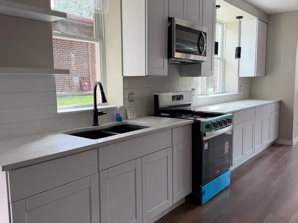 5327 S Nashville Avenue # Fl 1ST, Chicago, IL 60638