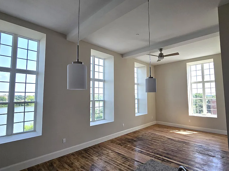 King Philip Lofts — Photo 16