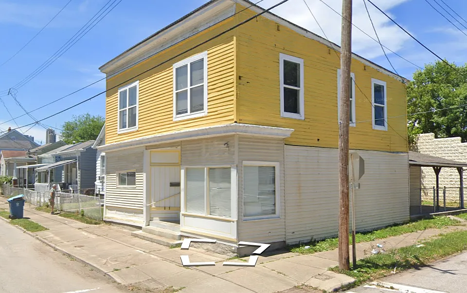 929 4th Ave #1