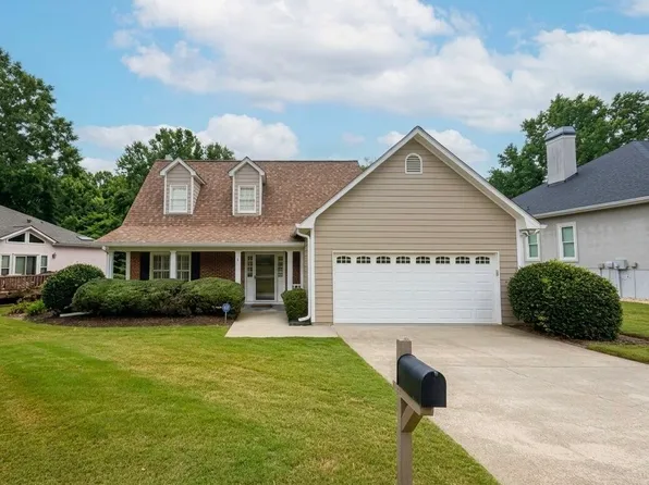 215 Brittany Chase, Fayetteville, GA 30214