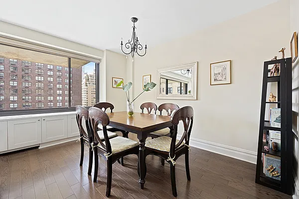 Sold by Compass | media 3