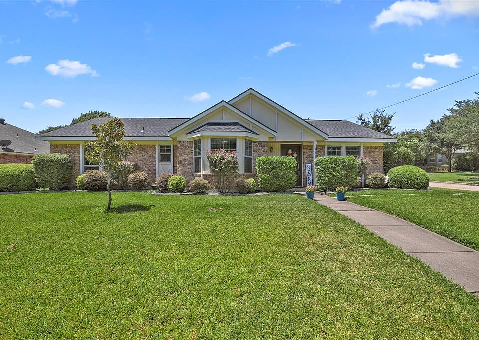 1st image of 1901 Wisteria Dr