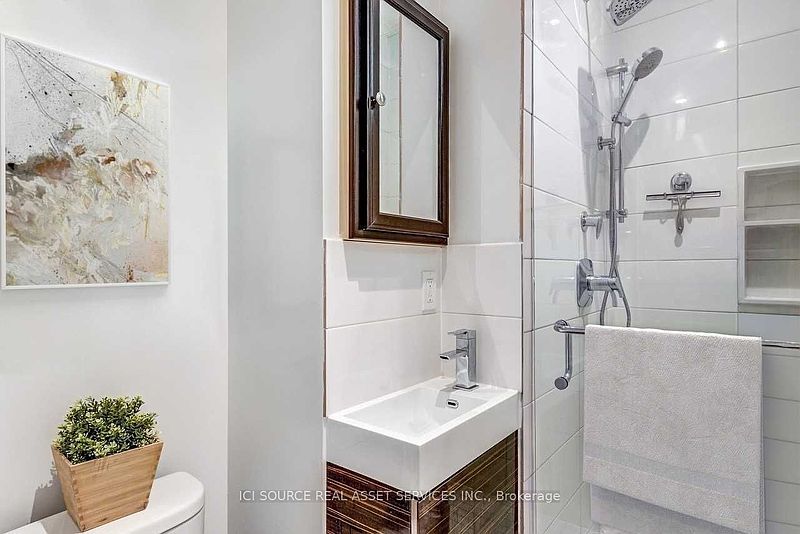 Toronto House for rent - 3 Bedrooms — photo 9