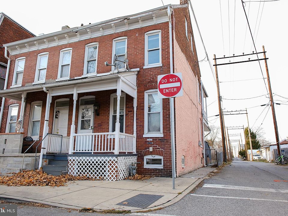 1st image of 225 W Front St