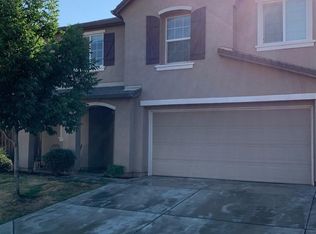 633 Hacienda St, Madera, CA 93638