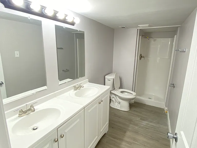 1308 Anthony St — Photo 2