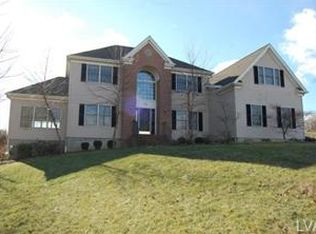 170 Pine Valley Ter, Easton, PA 18042