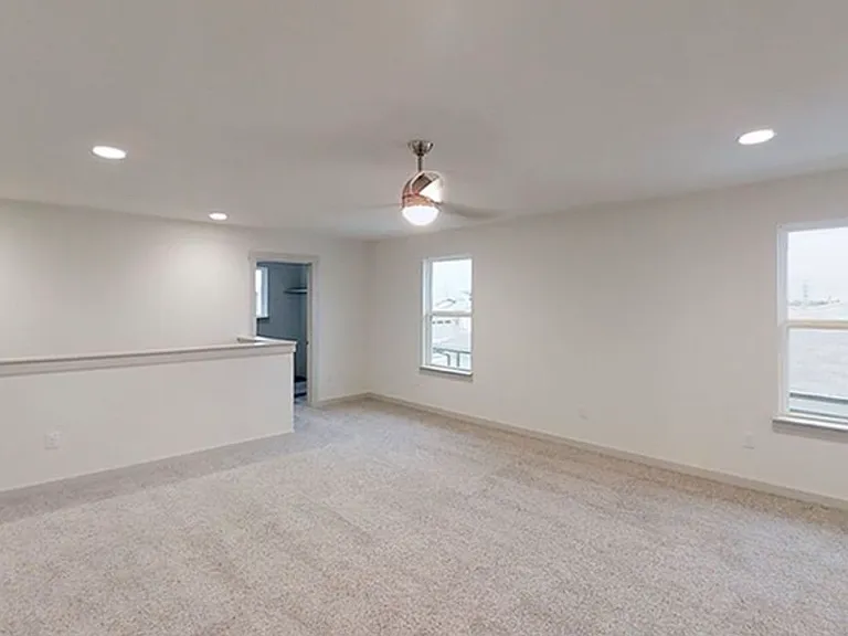 10912 Meris Ln — Photo 13