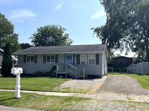2nd image of 2757 E 28th St