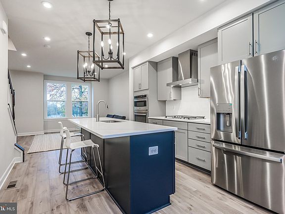 4th image of 2836 Dart Dr