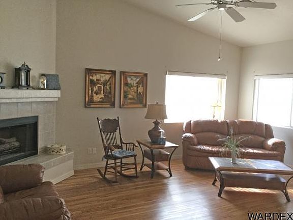 3rd image of 3289 Desert Sage Dr