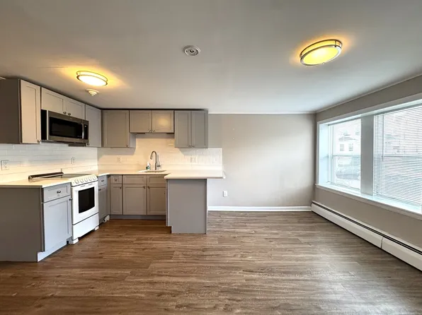 31 Western Ave, Gloucester, MA
