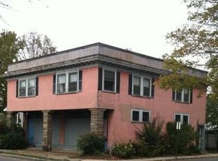 66 Beach St, Manchester, MA 01944