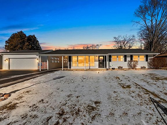 2nd image of 4640 188th St