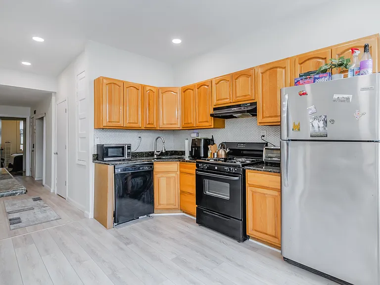 9 Concord St #2 — Photo 10