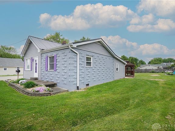 2nd image of 209 Burke Dr