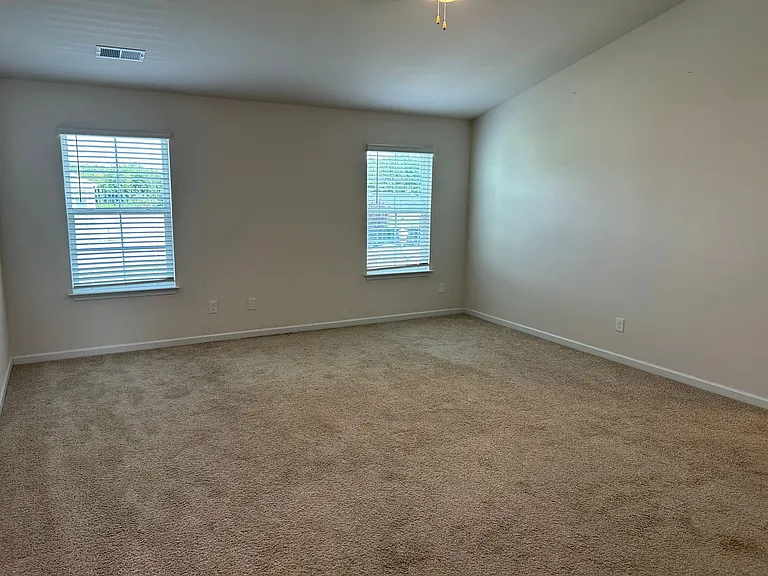 356 Bryson Blvd — Photo 8