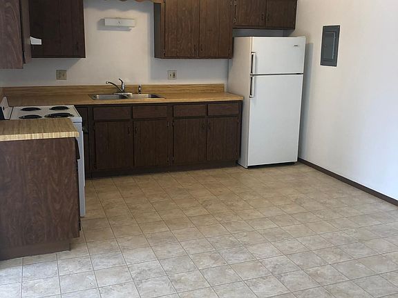 3rd image of 730 W Bethel Dr #5