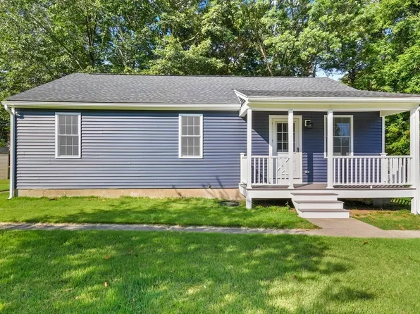 5 Apollo Dr, Southbridge, MA 01550