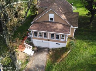 2 Corey St, Honesdale, PA 18431