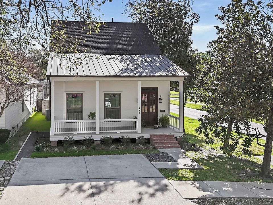 1st image of 733 Concordia St