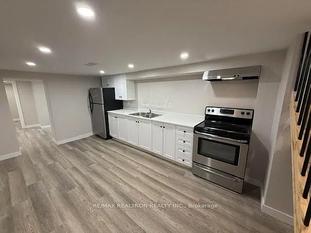 2 bed, $1,900 — Photo 4