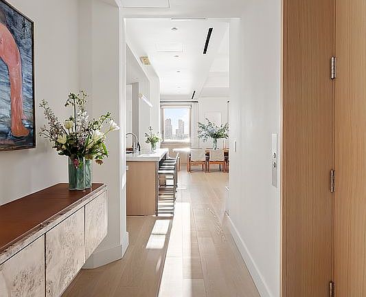 5th image of 67 Vestry St #7S