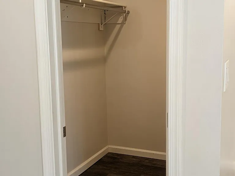 Walk-in closet