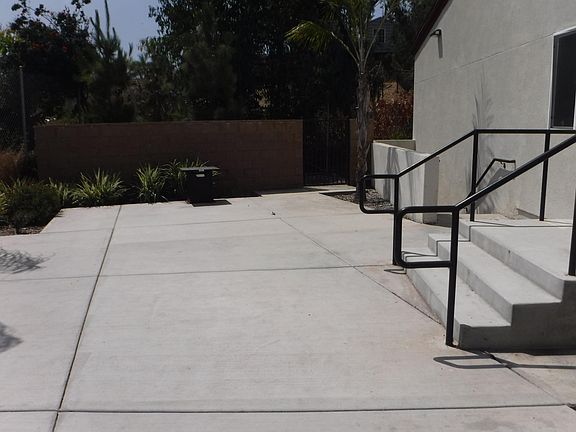 3rd image of 2530 E Plaza Blvd #101
