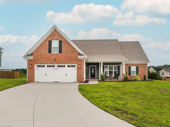 2125 Kaney Dr, Graham, NC 27253