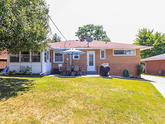 2nd image of 2730 Somia Dr
