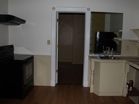 5th image of 11 S 6th St #1