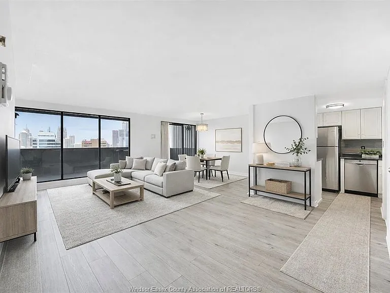 380 Pelissier St #1608 — Photo 3