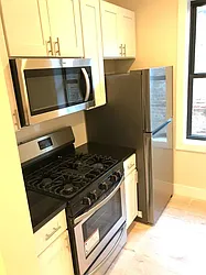 Rented by LRGNY Group, Inc.
