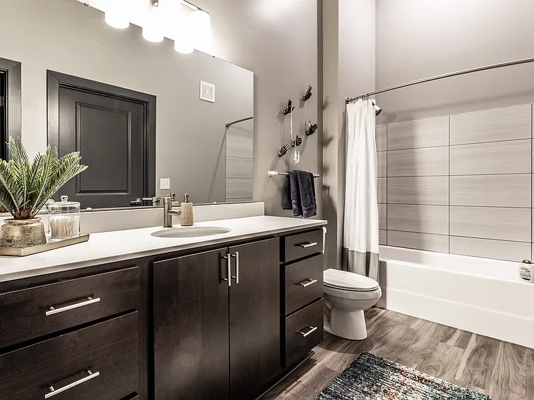 Spark Apartments — Photo 4